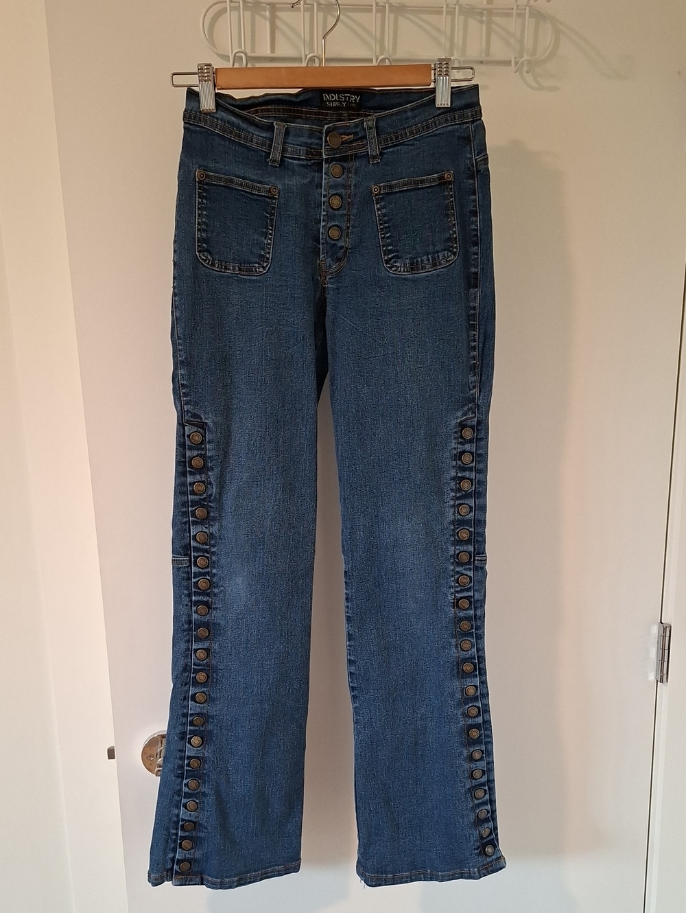 Vintage Y2K Patch Pocket "Tear-away" Snap-leg Boot-cut Flared Jeans (Size 29)